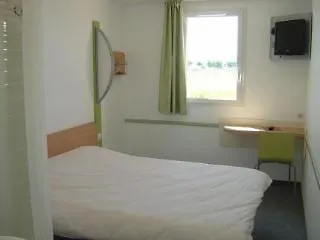 ibis budget Marseille Aeroport Provence Vitrolles  Vitrolles (Bouches-du-Rhone)